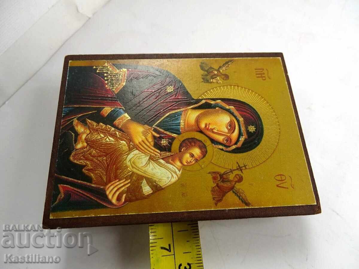 Icoană ortodoxă a Sfintei Născătoare de Dumnezeu 3 cu preț 8.00 BGN | € 4.09