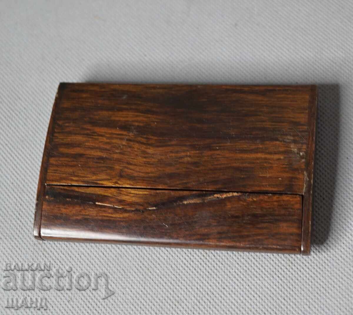 Παλιό ξύλινο κουτί με μαργαριτάρι για επαγγελματικές κάρτες - 5