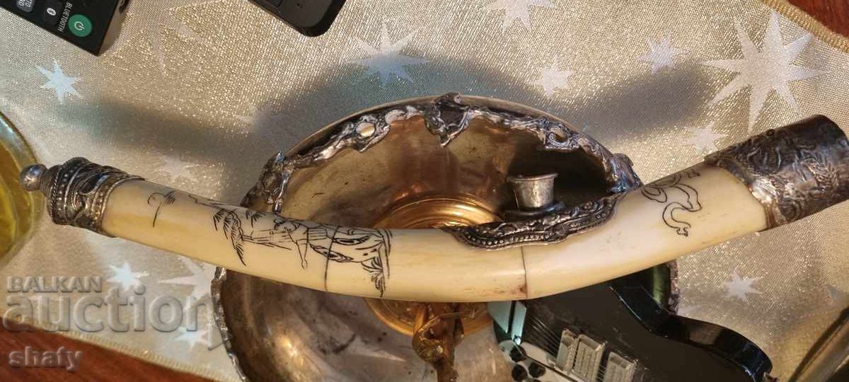 Auction Ivory Lulla. Unique item Auction Ivory Lulla. Unique item