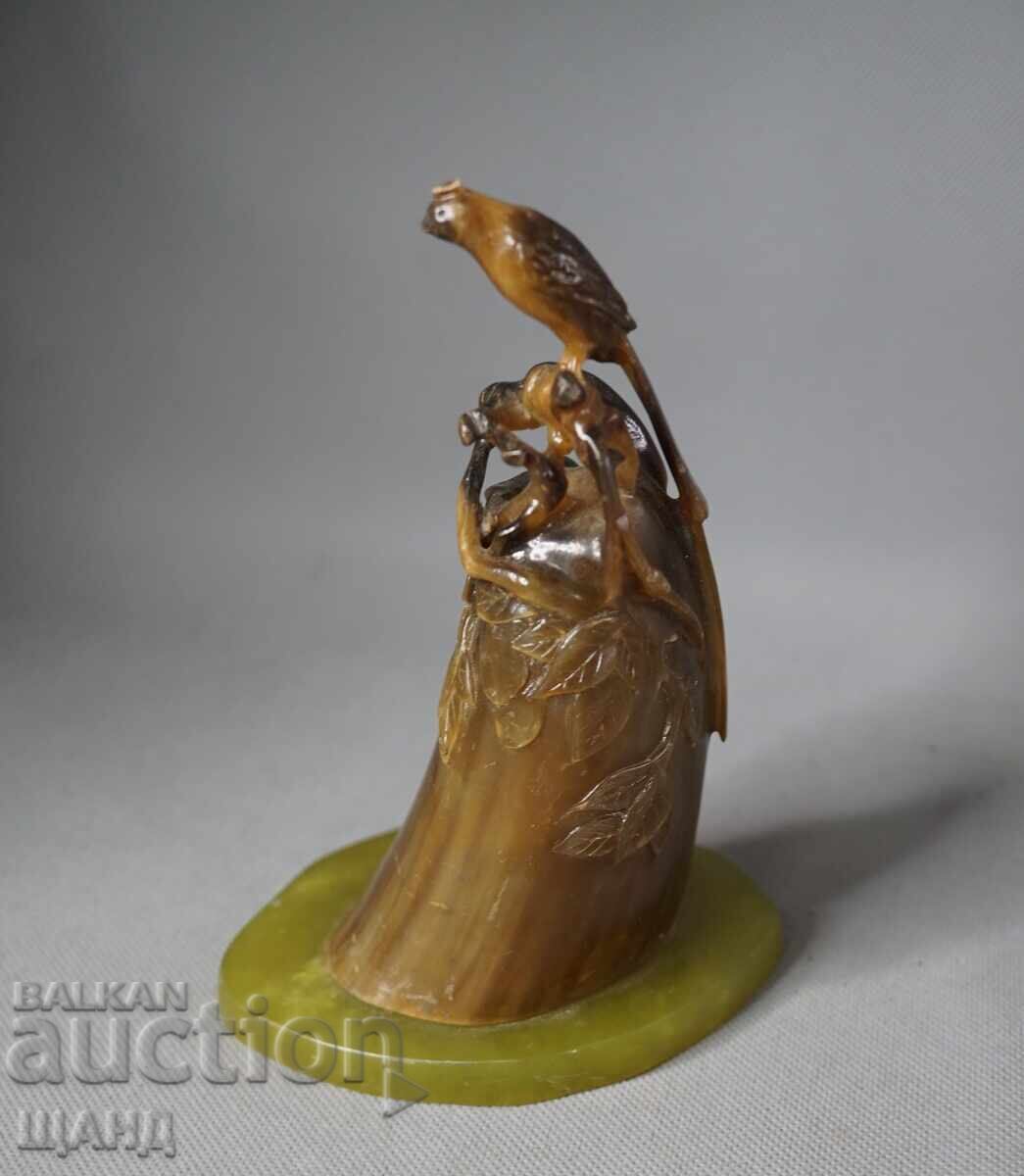 Auction Old figurine statuette bird on stone Auction Old figurine statuette bird on stone