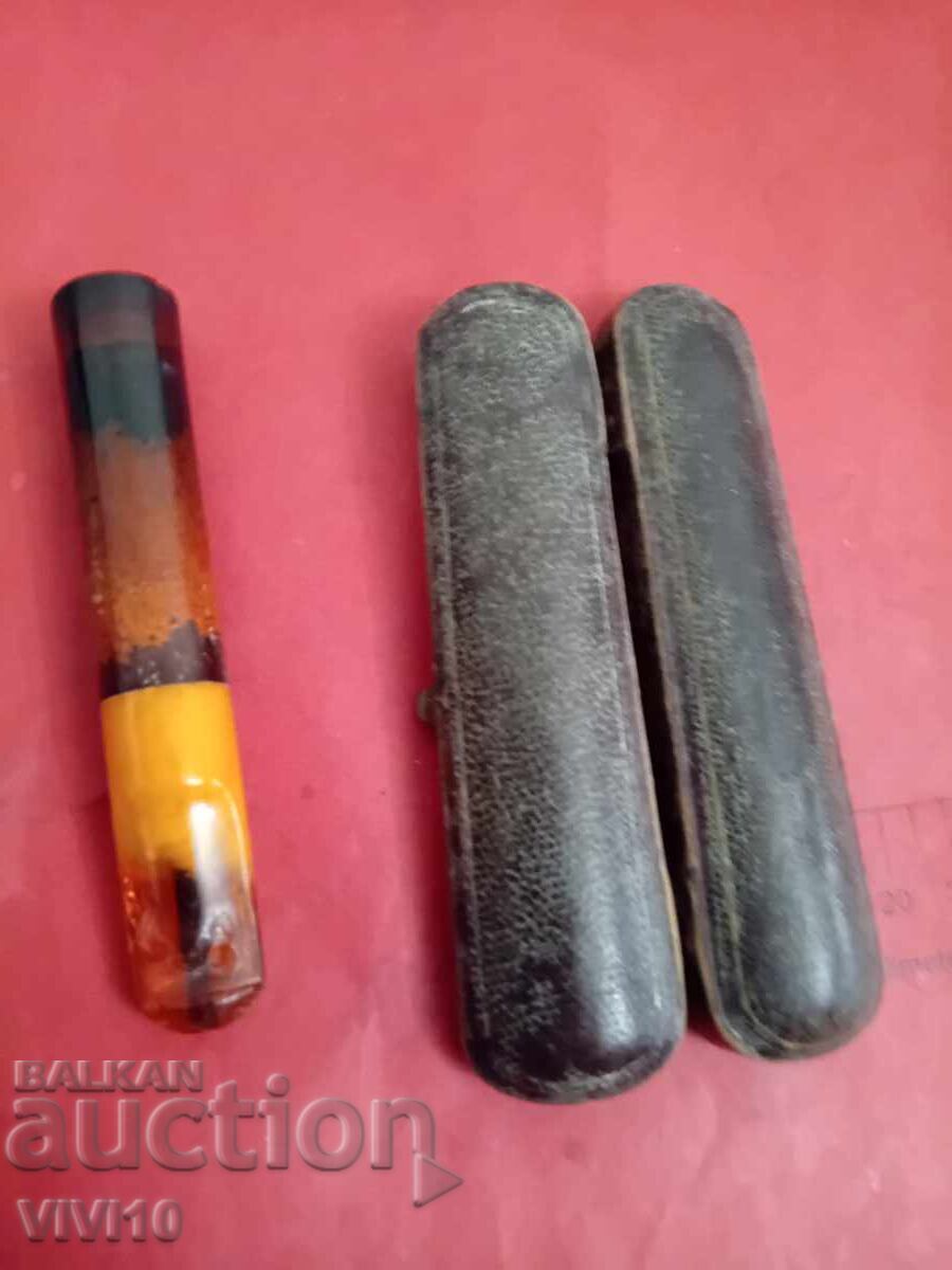 Παράδοση Παλαιό τσιγάρο, κεχριμπάρι, Γαλλία