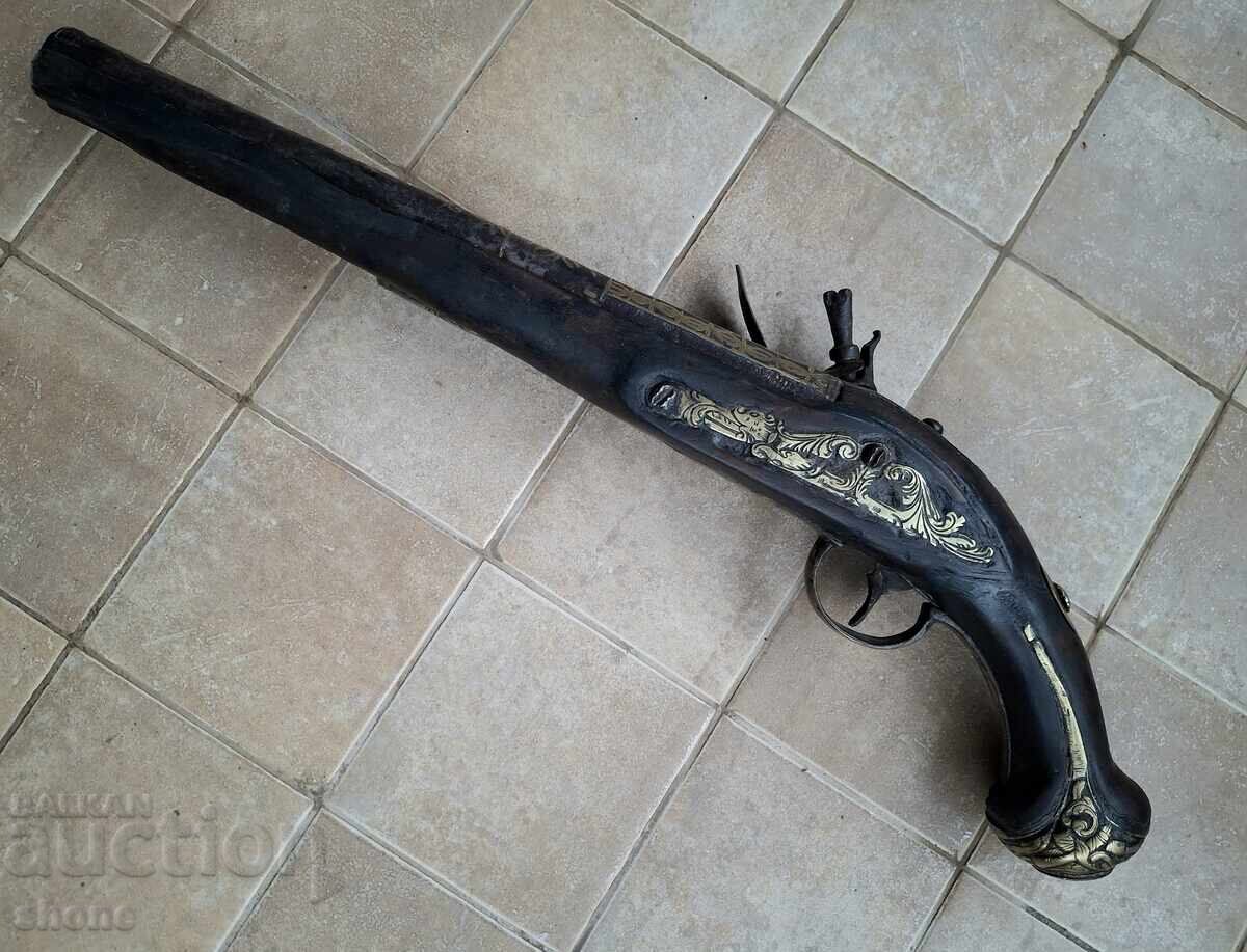 Flintlock pistol, rifle, shishane (a type of rifle), boylia (a type of rifle), flintlock rifle with price 615.00 BGN | € 314.44