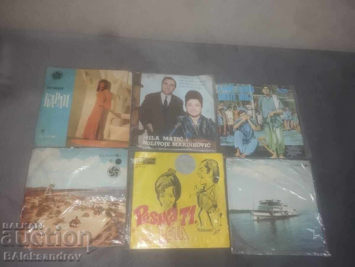 Lot of small plates Lot of small plates