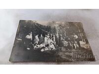 Φωτογραφία Γκραντ Μαρέκ Νέοι και κορίτσια σε εκδρομή