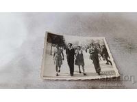 Photo Sofia: Two young men and two young women on a walk