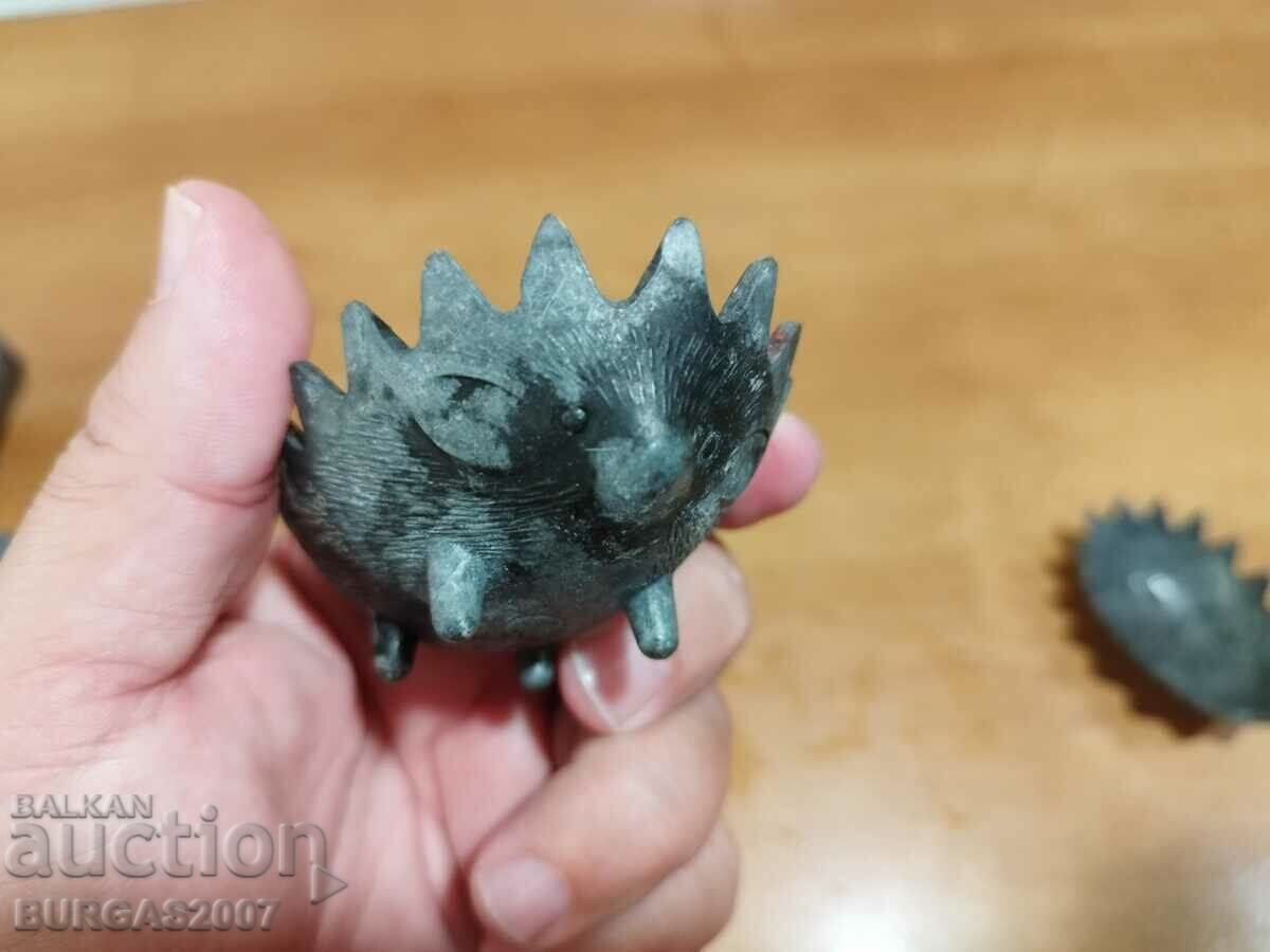 Old metal urchins, ashtrays, USSR - 4 pcs - 5 Old metal urchins, ashtrays, USSR - 4 pcs - 5