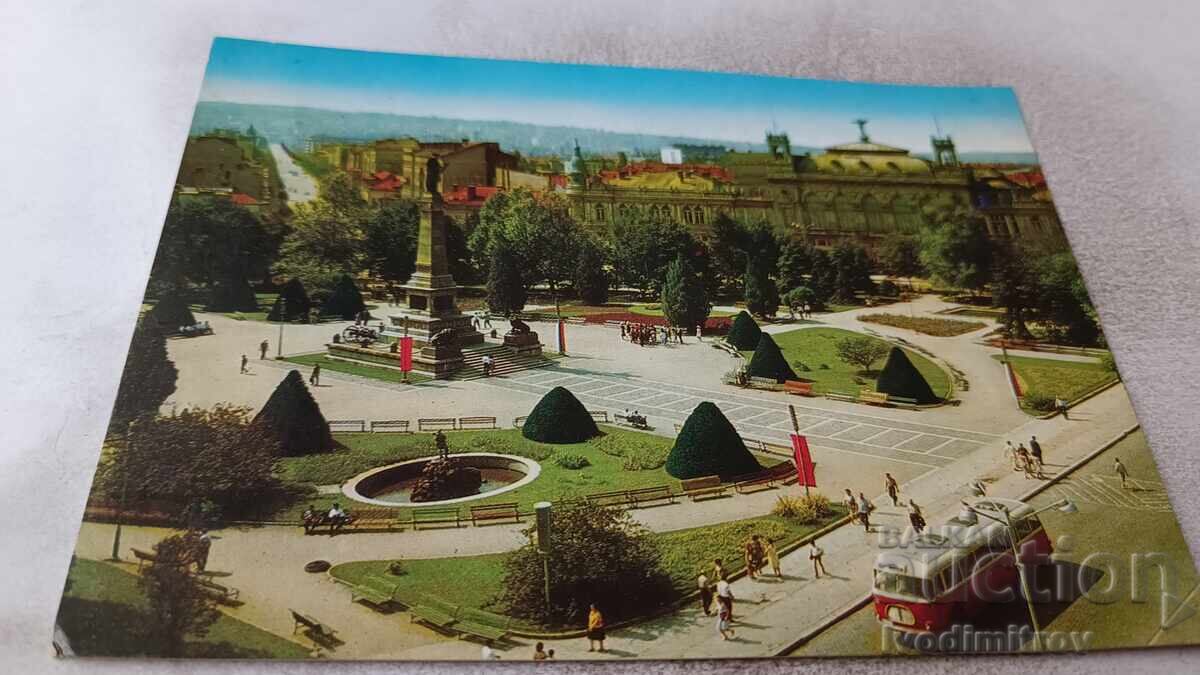 PK Ruse Monumentul Libertății și Teatrul Național PK Ruse Monumentul Libertății și Teatrul Național