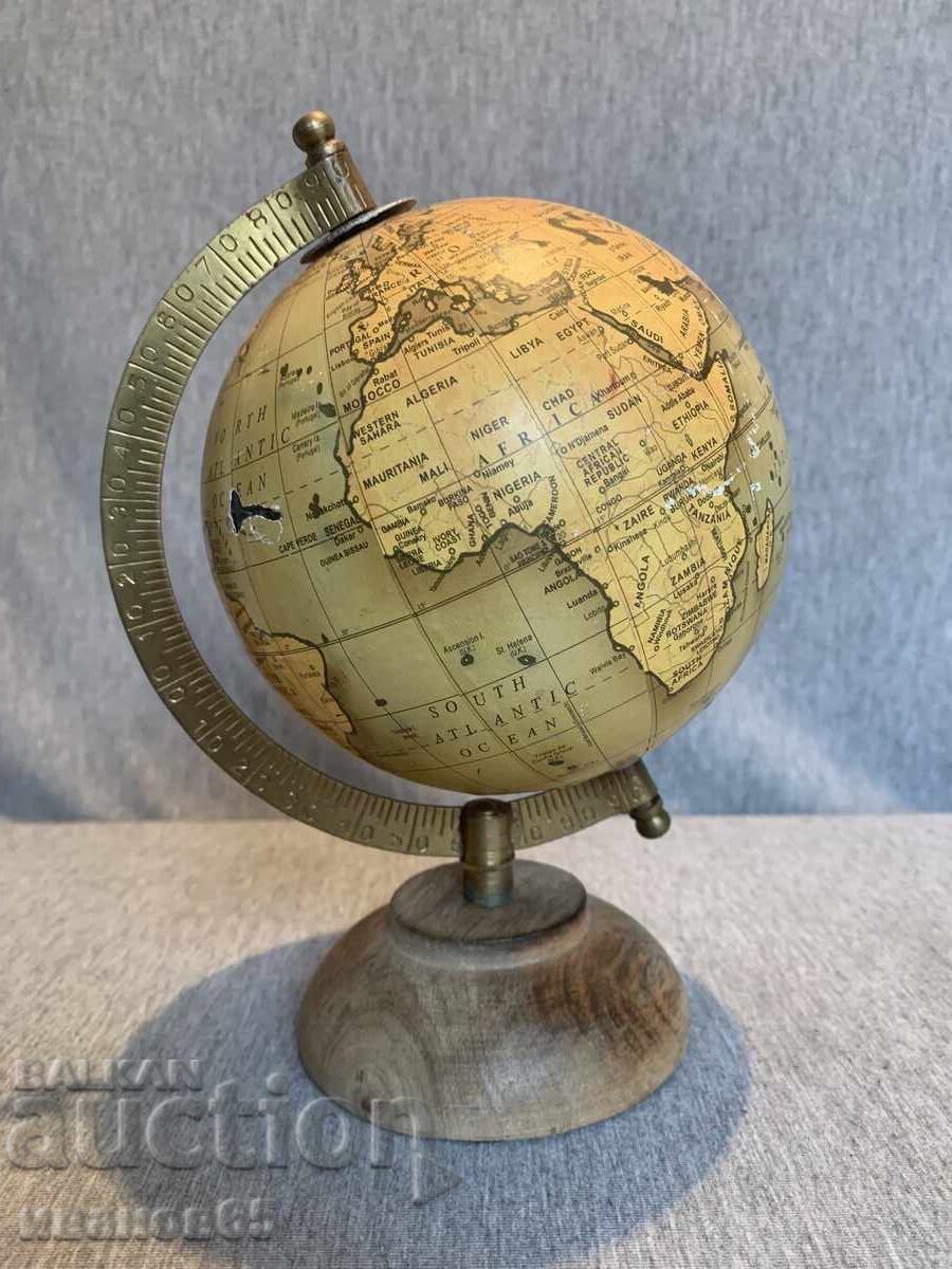 Διακοσμητική υδρόγειος σφαίρα Διακοσμητική υδρόγειος σφαίρα