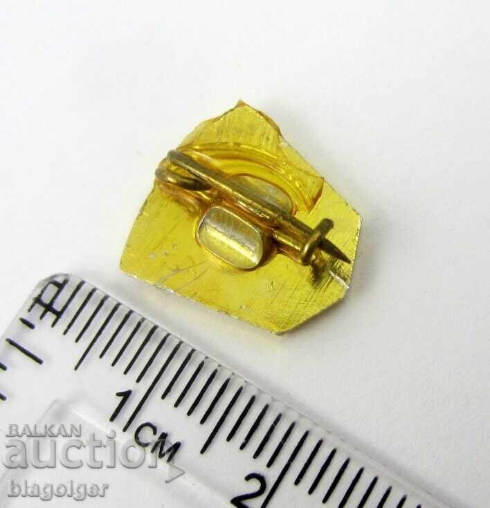 Παλαιό έμβλημα ποδοσφαίρου - Λουντογκόρετς Ράζγκραντ με τιμή 6.00 BGN | € 3.07