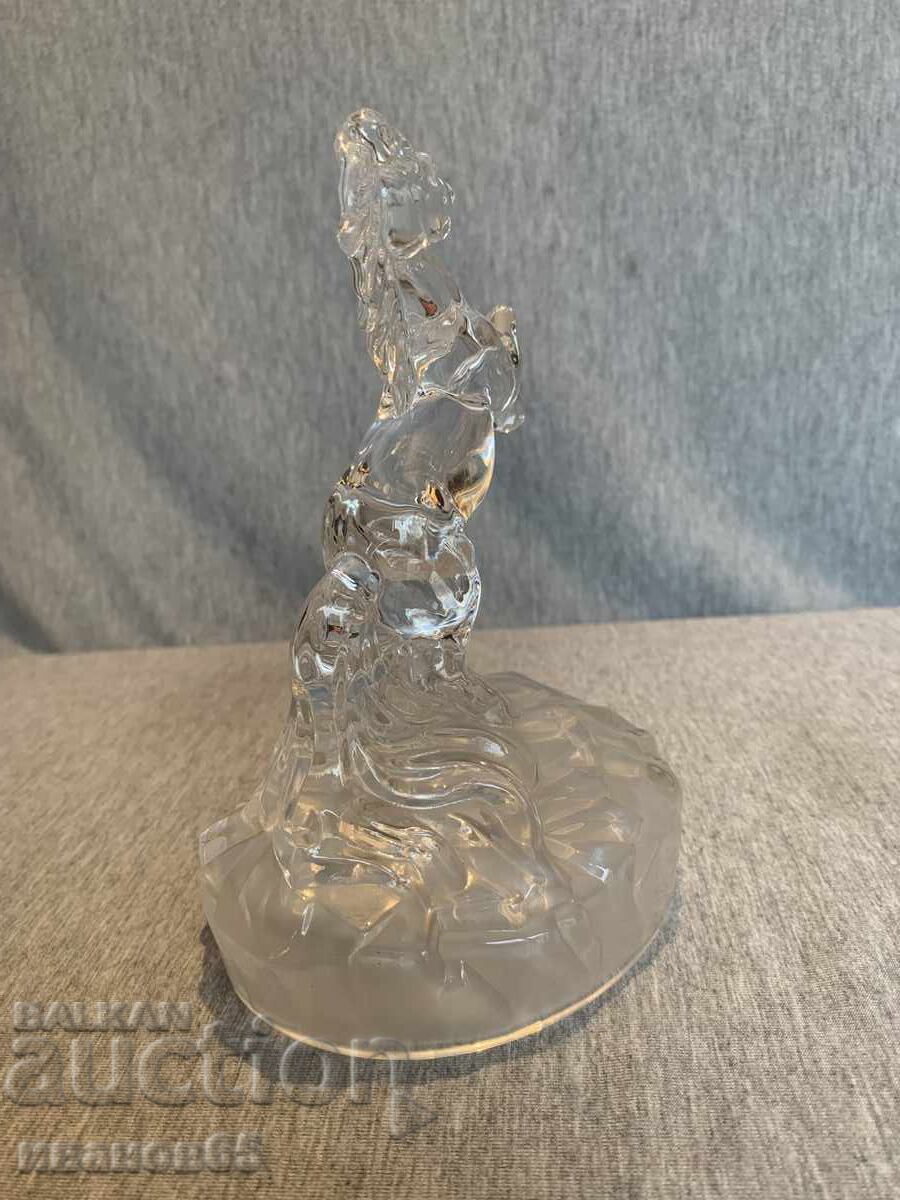 Delivery of Crystal Horse Figurine Delivery of Crystal Horse Figurine