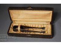 Frumoasă clește vechi, antic, argintat pentru gheață cu cutie