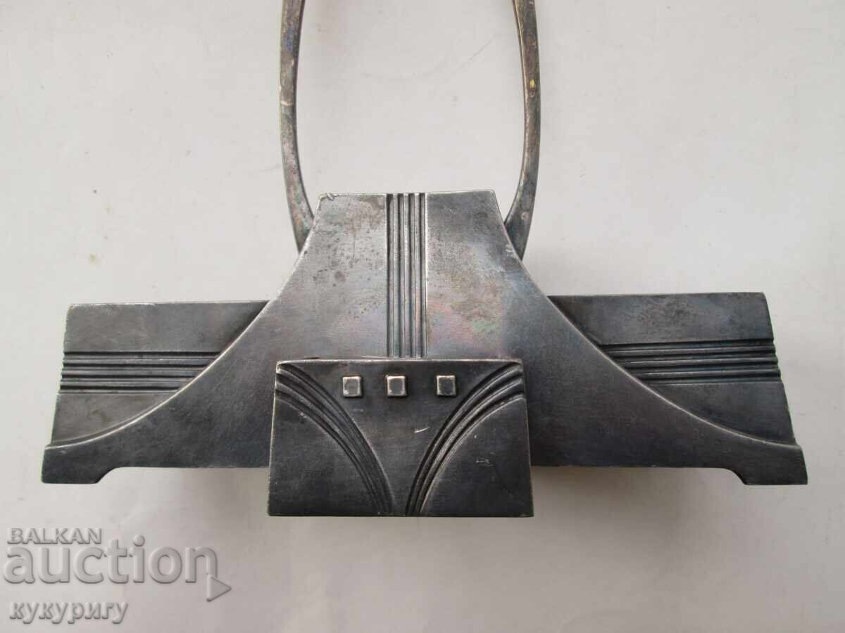 Красива стара поставка в стил Арт Деко WMF I/O с цена 90.00 лв. | € 46.02 Красива стара поставка в стил Арт Деко WMF I/O с цена 90.00 лв. | € 46.02