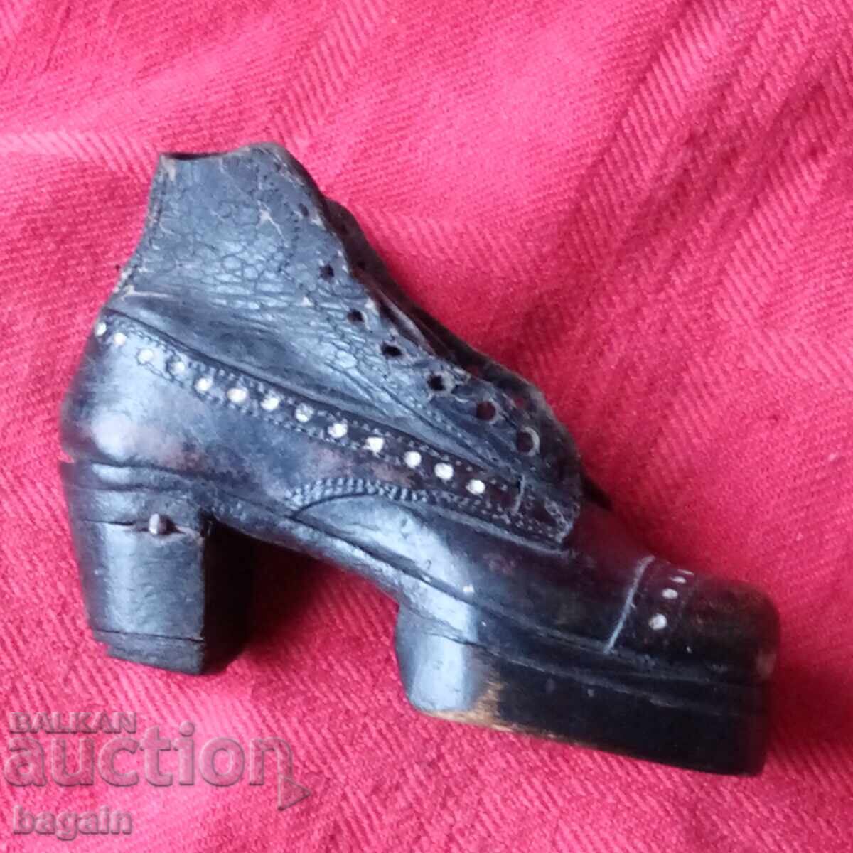 Unique shoe, miniature