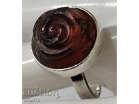 Inel de argint pentru damă cu chihlimbar