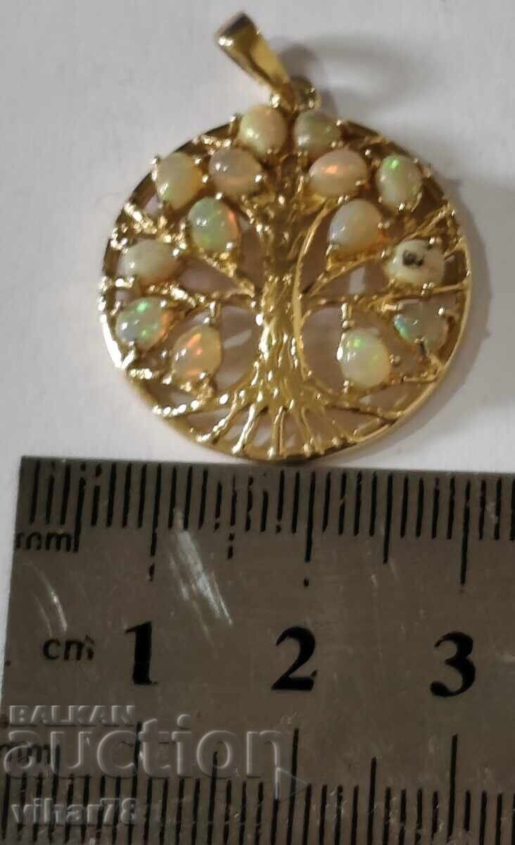 Delivery of Gold-plated Silver Pendant with Opal