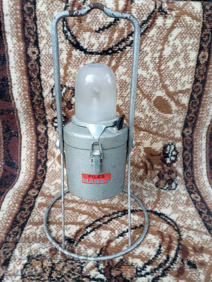 Battery-powered work lamp - 7