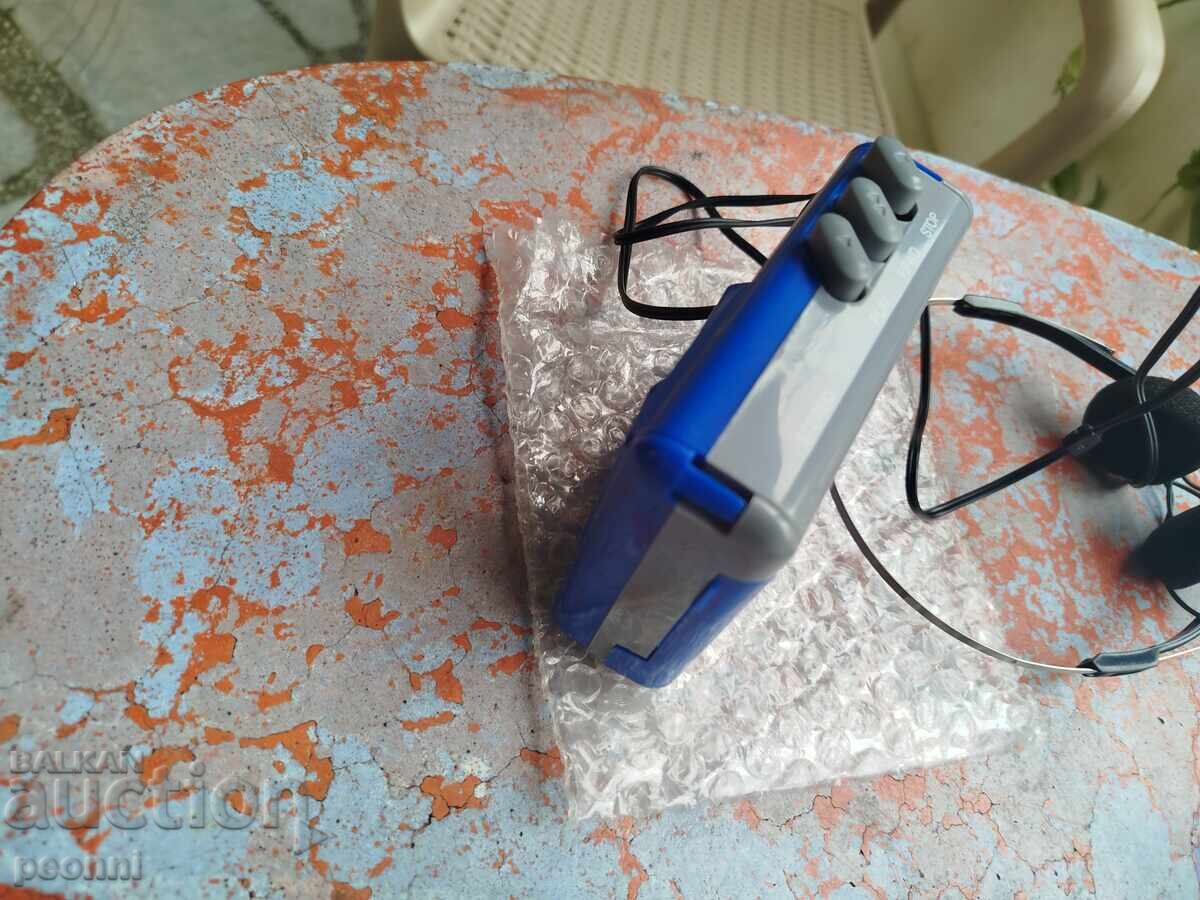 Brand new international Walkman and headphones - 5