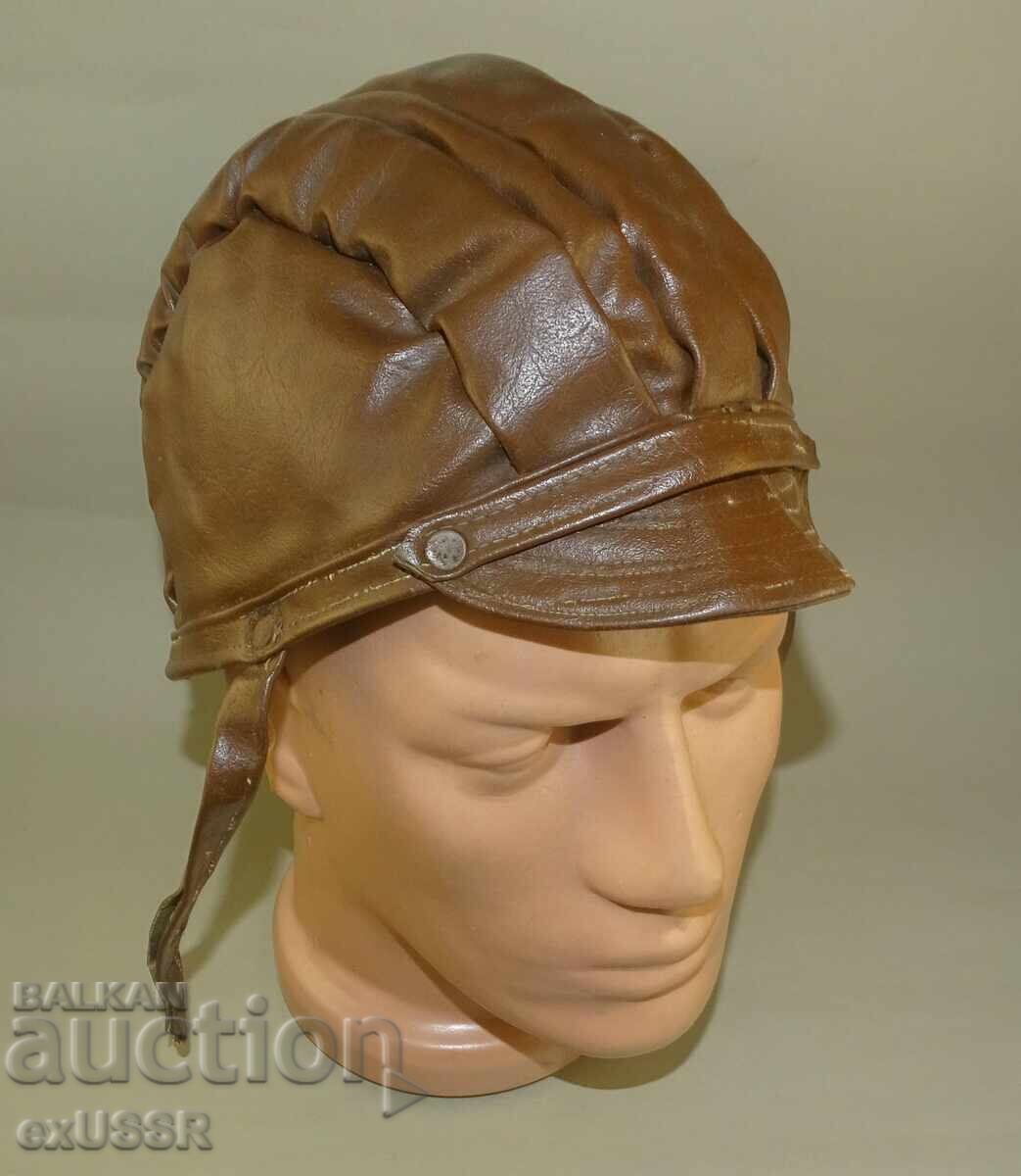 Παλιό κράνος μοτοσυκλέτας