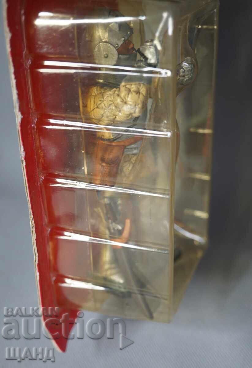 Δημοπρασία Παλιό παιχνίδι φιγούρα μολυβένιου στρατιώτη ιππότη με κουτί 13 εκ