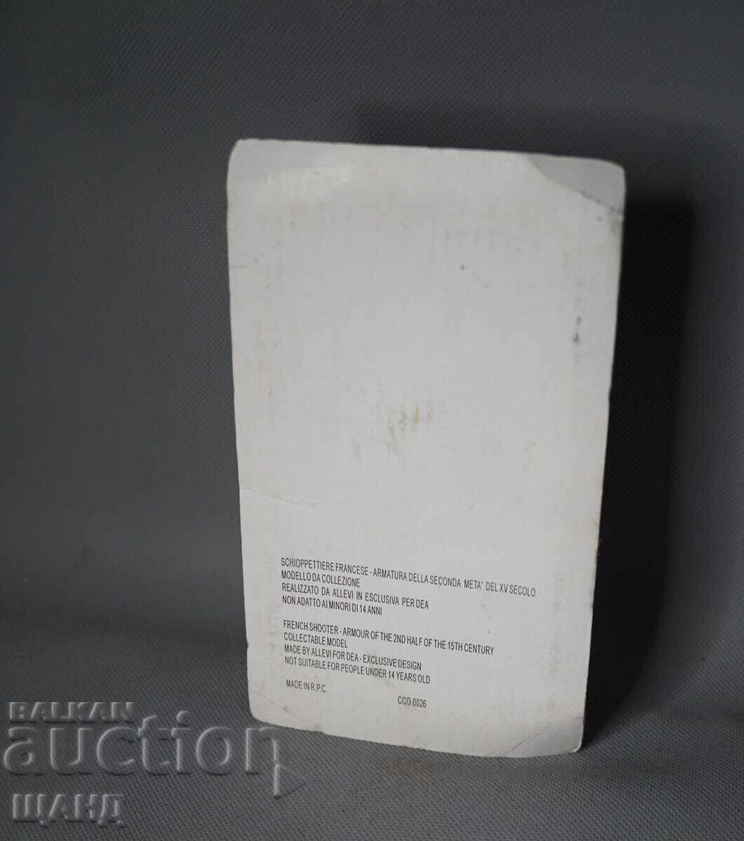 Παράδοση Παλιό παιχνίδι φιγούρα μολυβένιου στρατιώτη ιππότη με κουτί 13 εκ