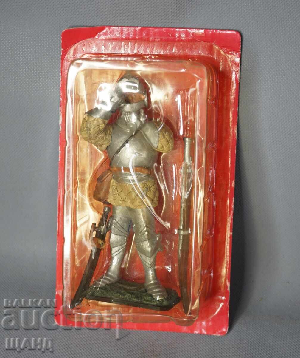 Παλιό παιχνίδι φιγούρα μολυβένιου στρατιώτη ιππότη με κουτί 13 εκ