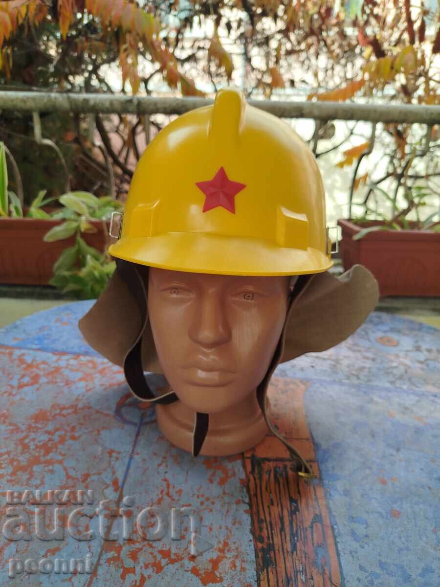 Firefighter helmet from the social era
