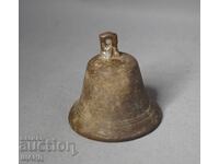 Cazan de bronz vechi, clopot, clopoțel