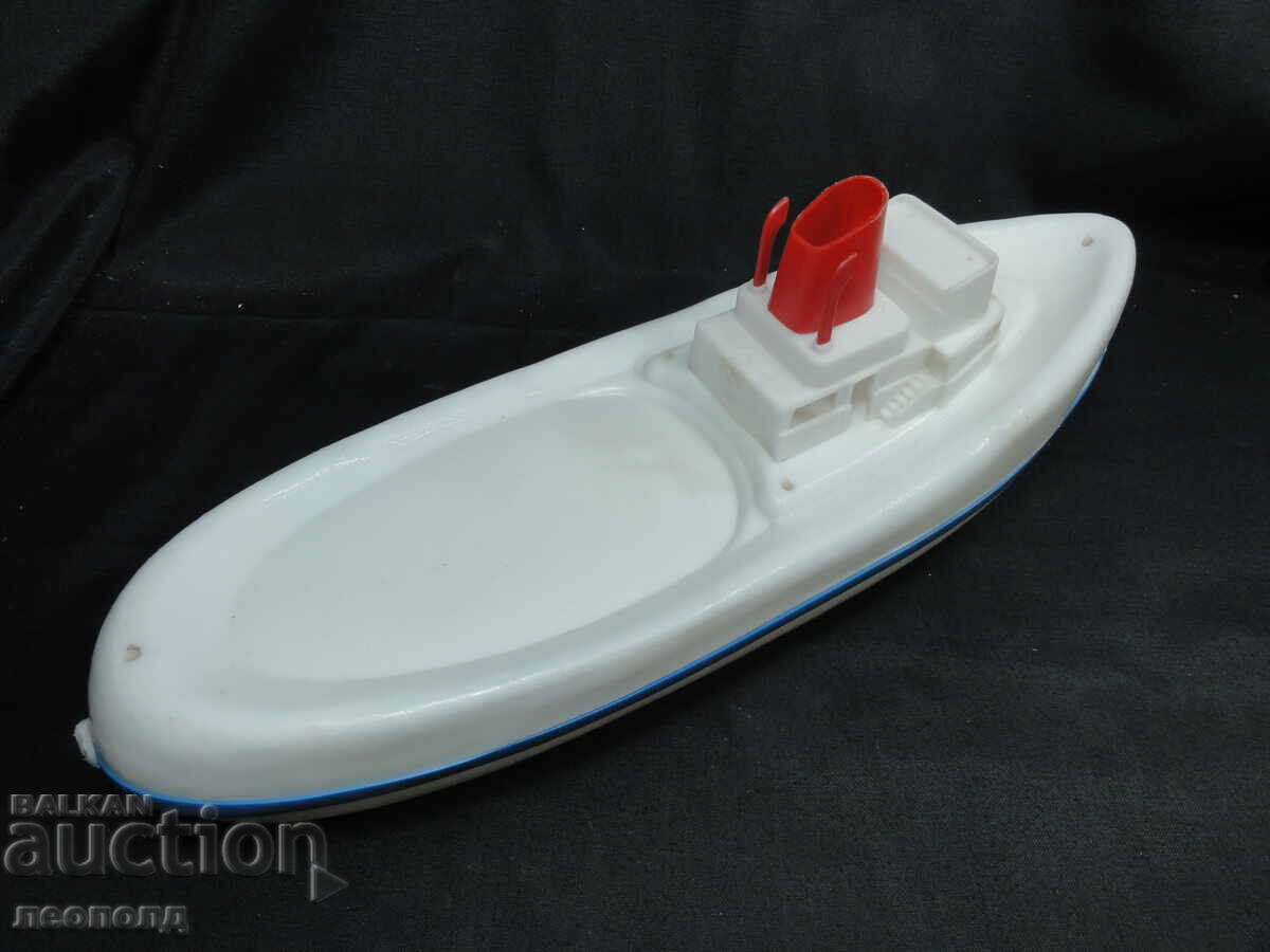 Доставка на СТАРА РЕТРО СОЦ НРБ ПЛАСТМАСОВА ИГРАЧКА КОРАБ Доставка на СТАРА РЕТРО СОЦ НРБ ПЛАСТМАСОВА ИГРАЧКА КОРАБ