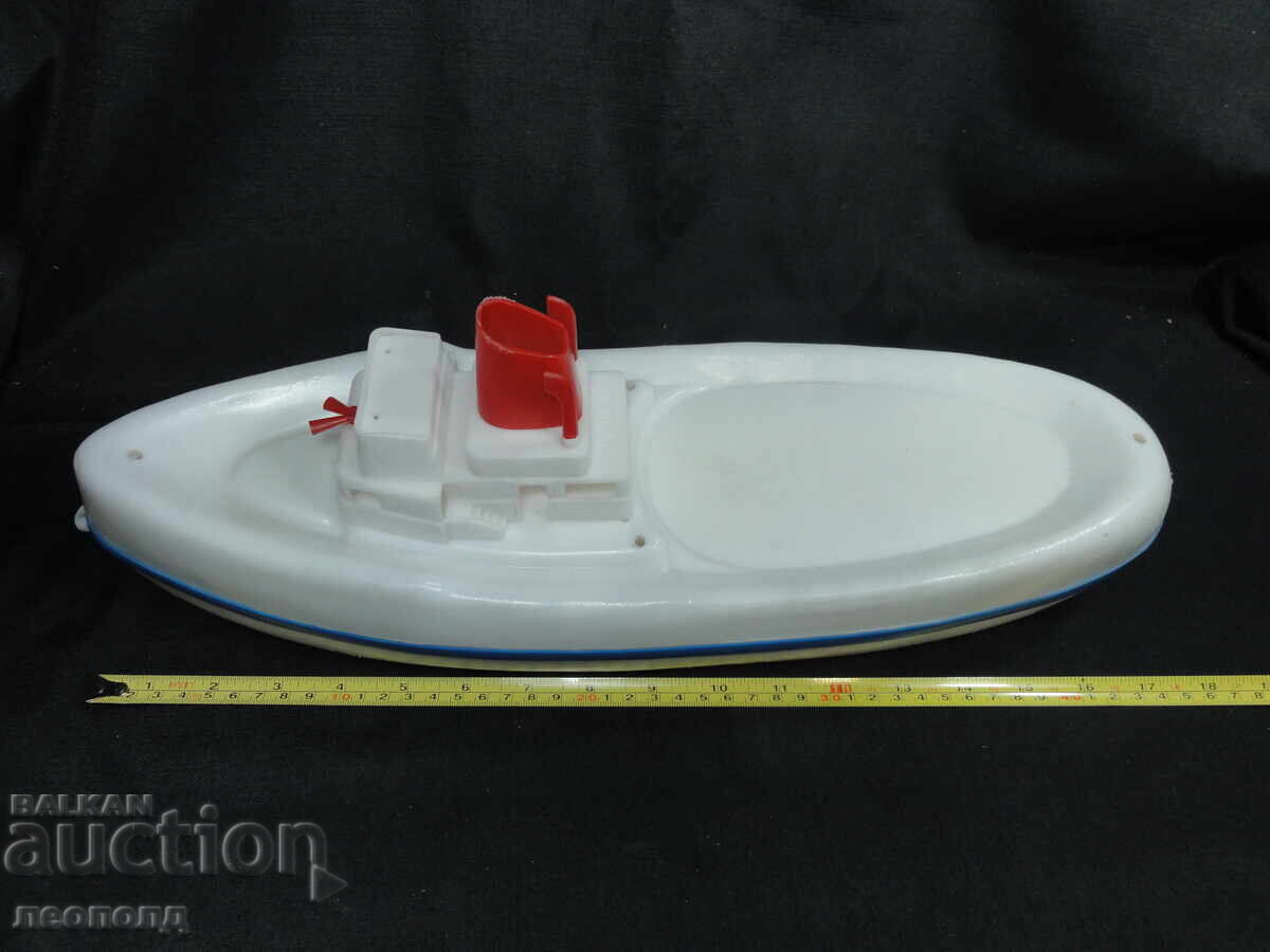 СТАРА РЕТРО СОЦ НРБ ПЛАСТМАСОВА ИГРАЧКА КОРАБ - 7 СТАРА РЕТРО СОЦ НРБ ПЛАСТМАСОВА ИГРАЧКА КОРАБ - 7