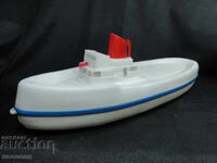 VECHI RETRO SOCIAL NRB JUCĂRIE DIN PLASTIC CORABIE