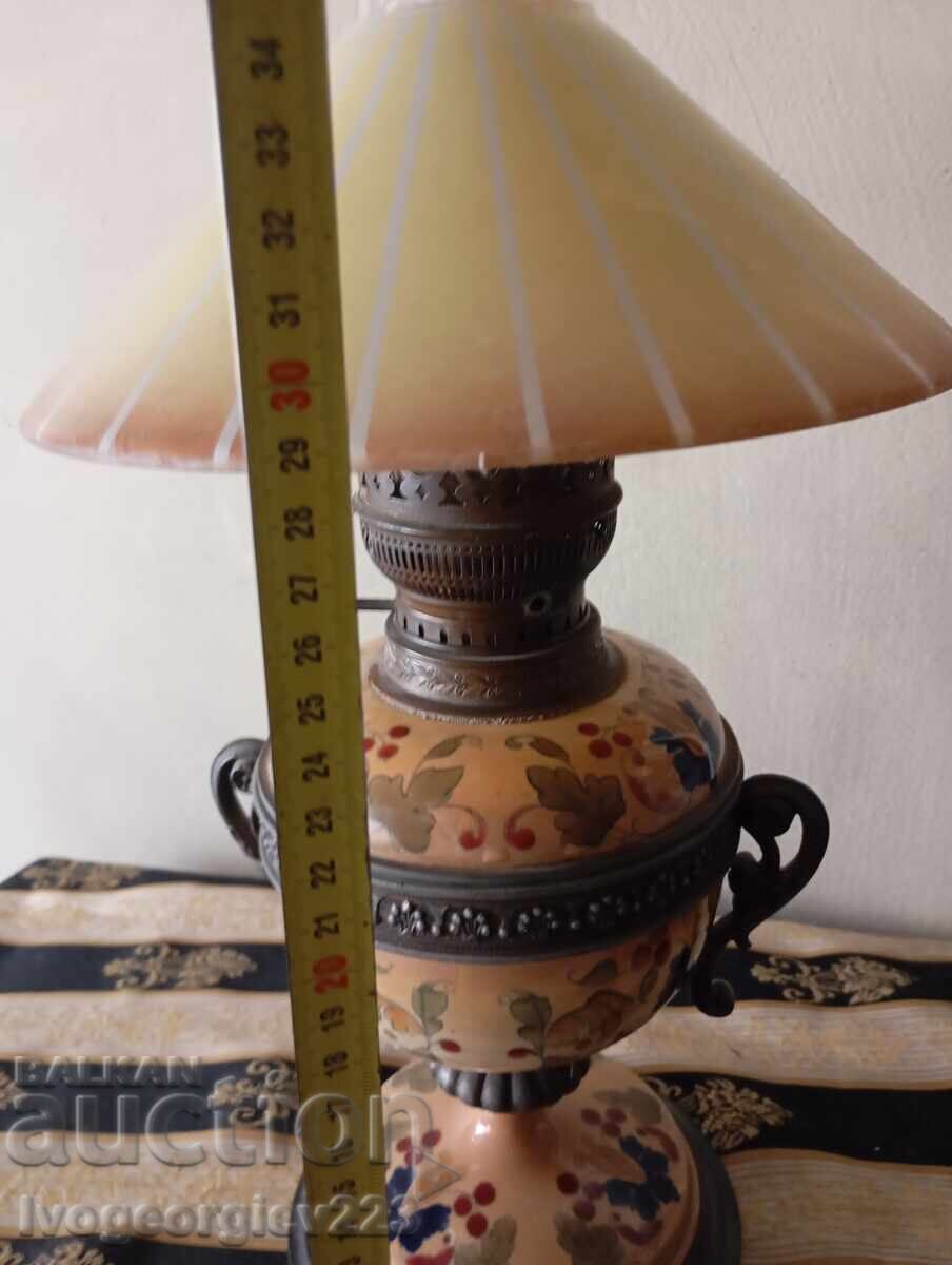 Παράδοση Παλιό γκάζι (φωταέριο) λάμπα