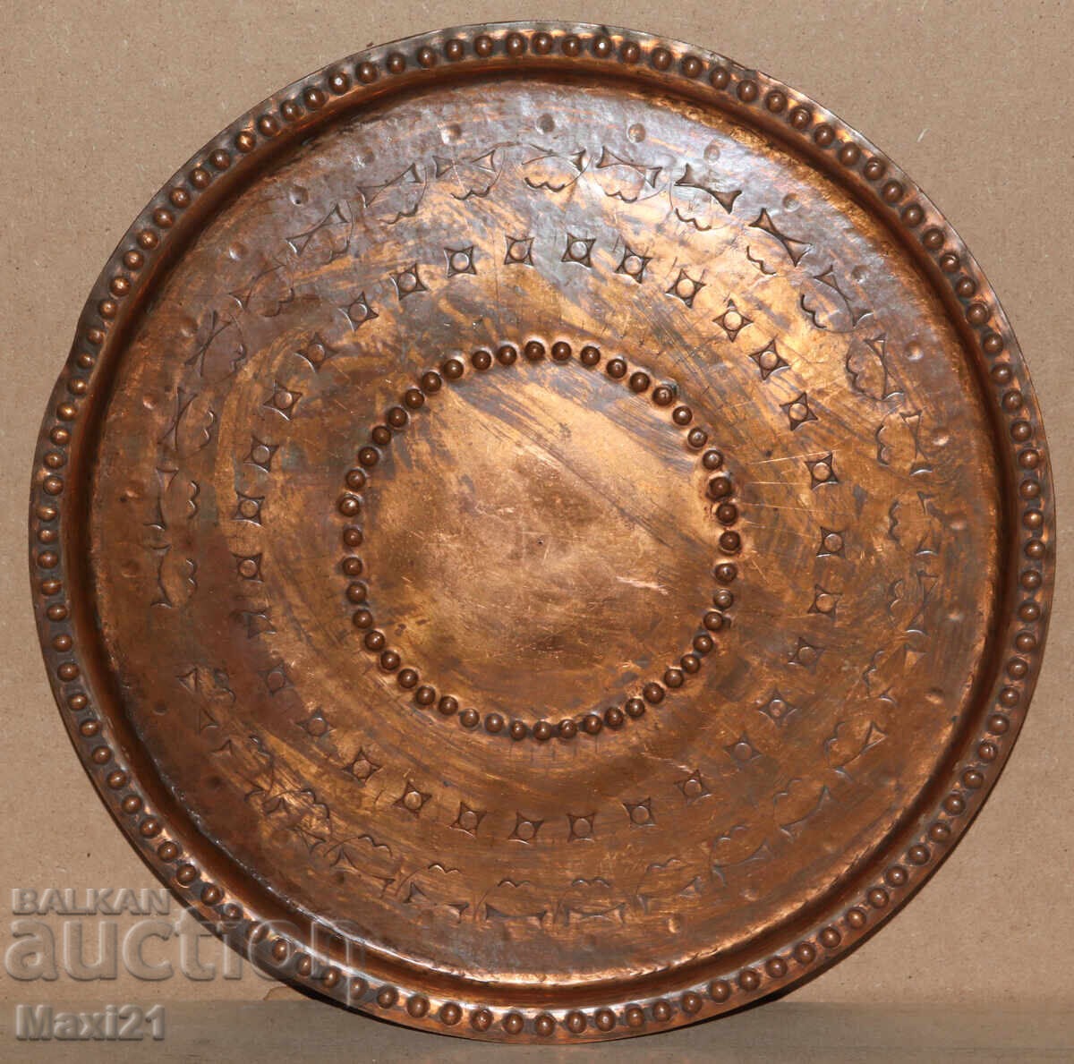 Auction  Handmade old copper decorated tray
