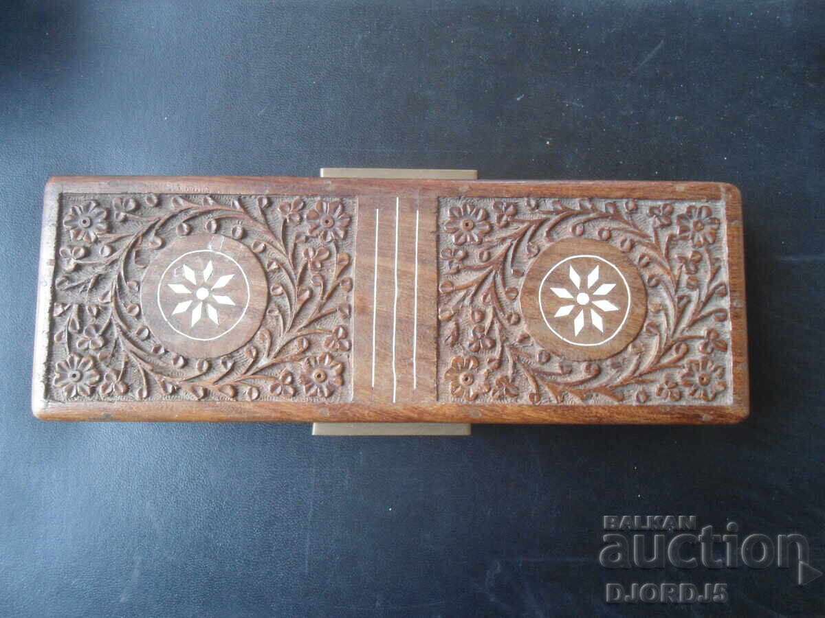 Old wooden box Old wooden box