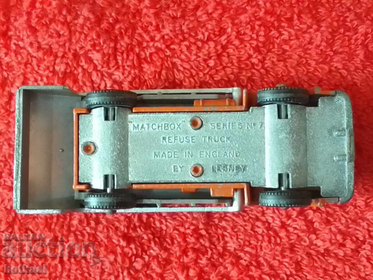 Model vechi MATCHBOX ENGLAND LESNEY REFUSE TRUCK 1967 calitate - 6