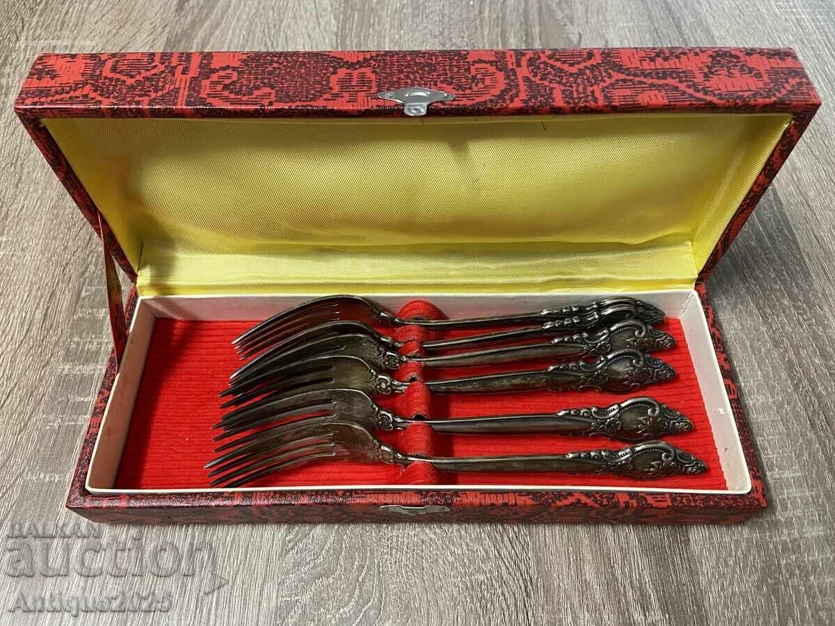 Винтидж комплект вилици от мельхиор (6 броя)