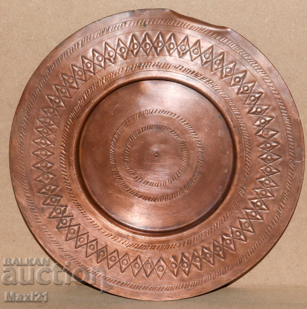 Tavă de cupru veche, lucrată manual, farfurie, decorațiune Tavă de cupru veche, lucrată manual, farfurie, decorațiune