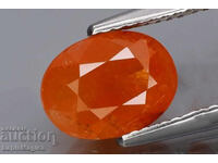 Granat Spessartin 4.36ct cu tăietură ovală