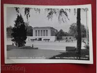 Μαυσωλείο Γ. ΔΙΜΙΤΡΩΦ