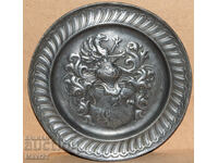 Farfurie decorativă veche, lucrată manual