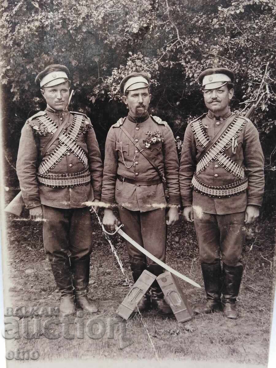 1913 g. bivak la satul Gălăbovți, FOTOGRAFIE REGALĂ, sabie, pușcă, Uniformă