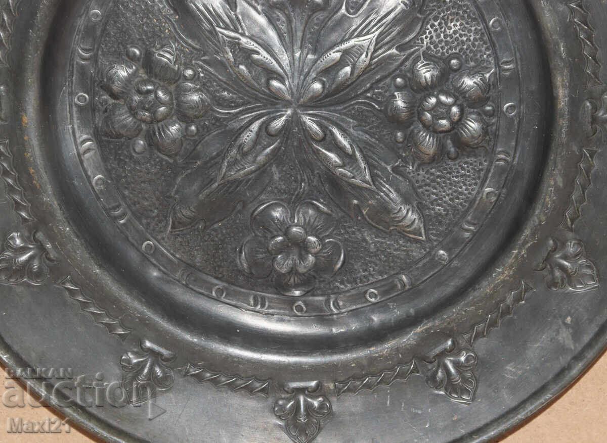 Стара ръчно изработена декоративна чиния - 5