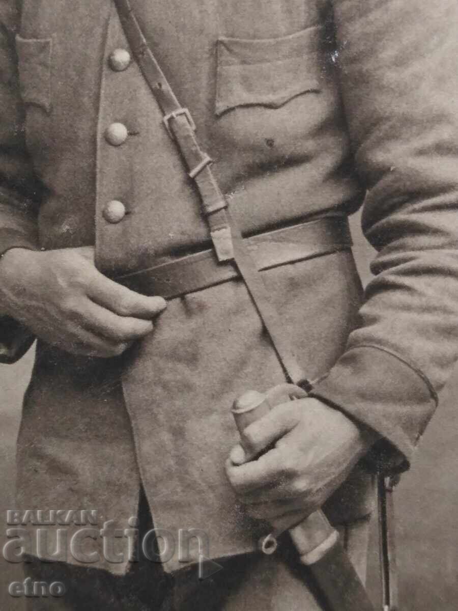 FOTOGRAFIE REGALĂ PE CARTON, SOLDAT, UNIFORMĂ, FOTO VELEBNI-PLOVDIV - 5 FOTOGRAFIE REGALĂ PE CARTON, SOLDAT, UNIFORMĂ, FOTO VELEBNI-PLOVDIV - 5