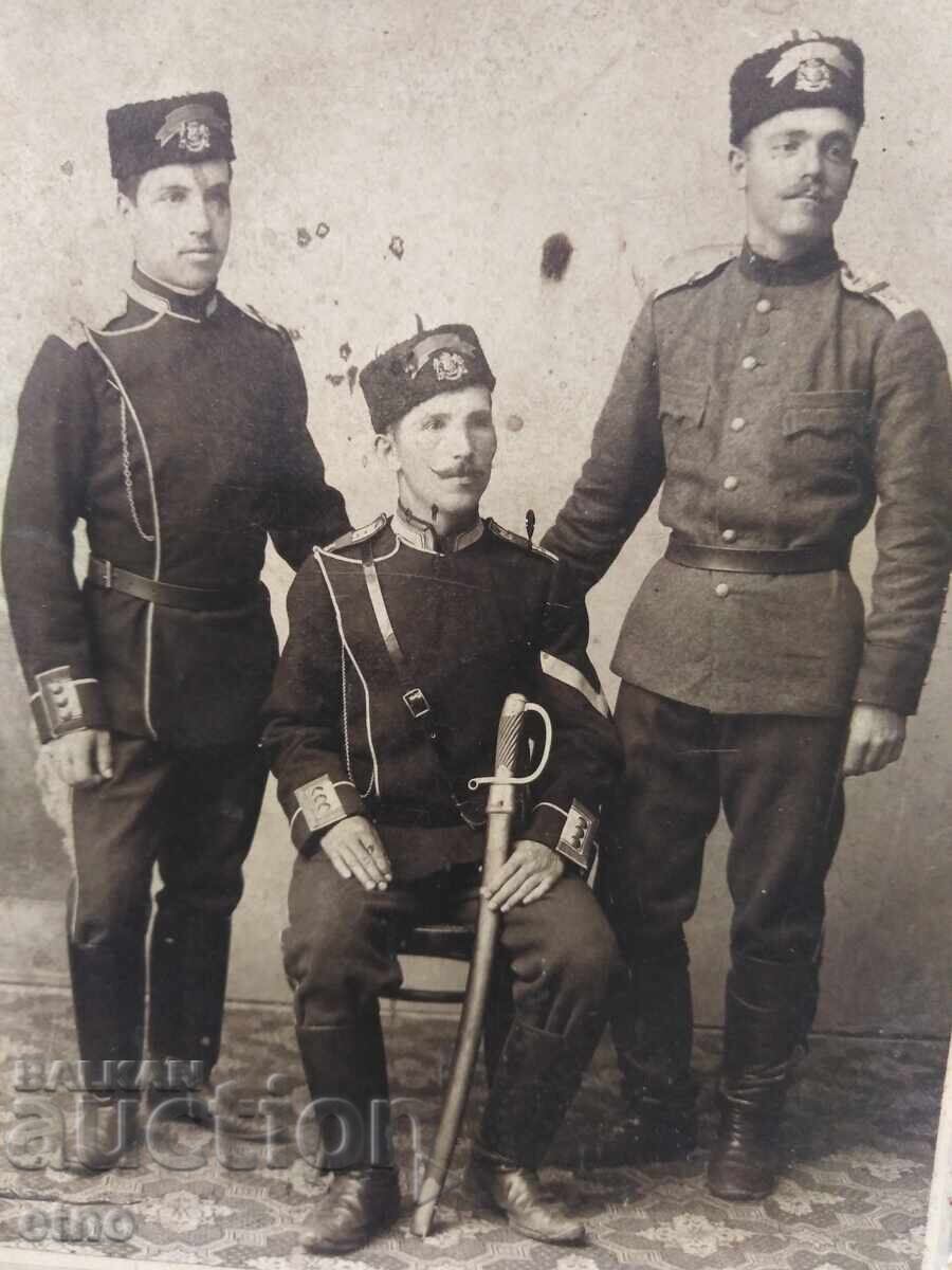 ЦАРСКА СНИМКА КАРТОН,ВОЙНИК,УНИФОРМА,ФОТО ФАКИРОВ,СОФИЯ с цена 85.00 лв. | € 43.46