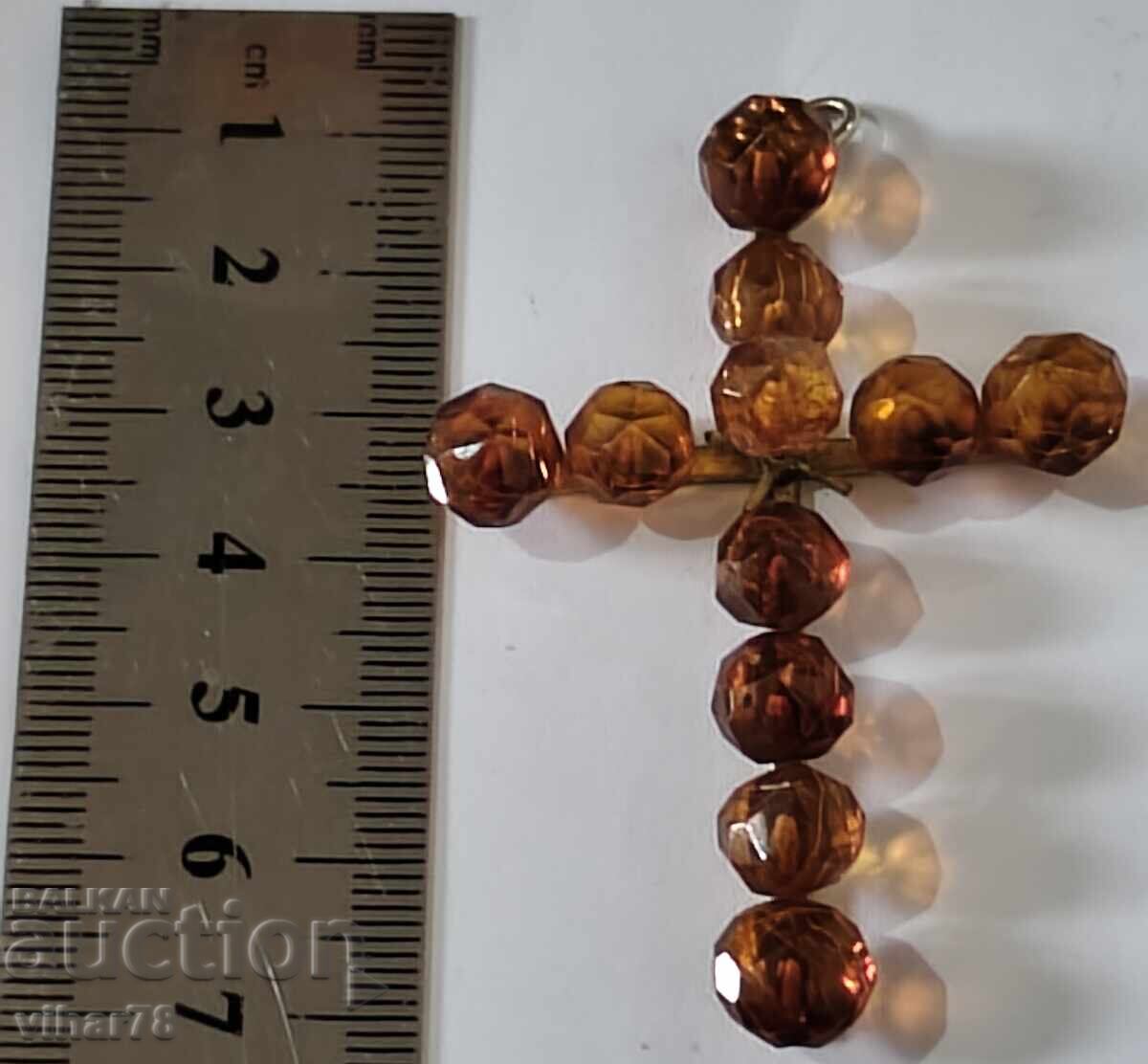 Cruce veche de chihlimbar cu preț 199.99 BGN | € 102.25 Cruce veche de chihlimbar cu preț 199.99 BGN | € 102.25