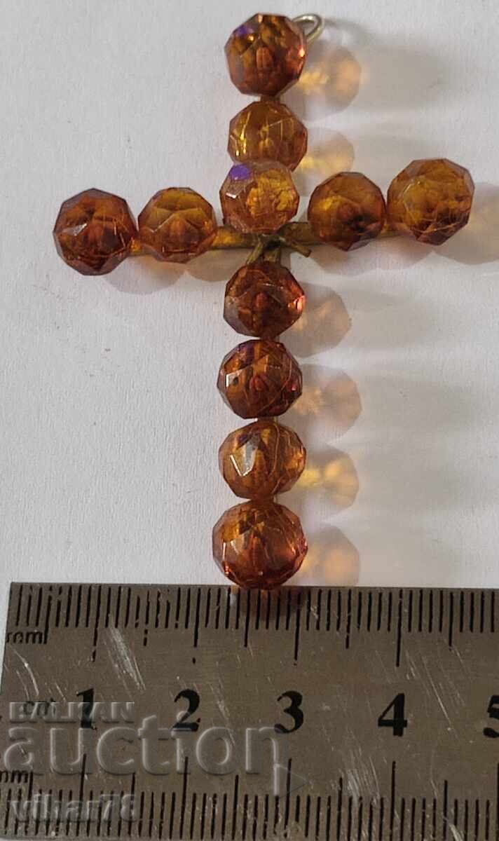 Licitație Cruce veche de chihlimbar Licitație Cruce veche de chihlimbar