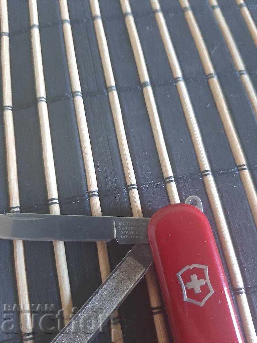 Аукцион Колекционерско джобно Victorinox викторинокс зодиак Аукцион Колекционерско джобно Victorinox викторинокс зодиак