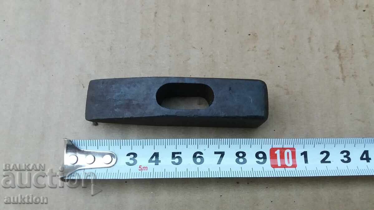 Livrarea CIOCAN EXCELENT DE MEȘTEȘUGAR Livrarea CIOCAN EXCELENT DE MEȘTEȘUGAR