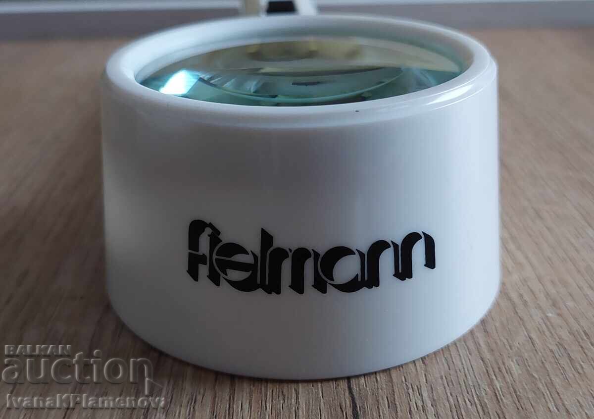 Delivery of Magnifying glass for connoisseurs, excellent