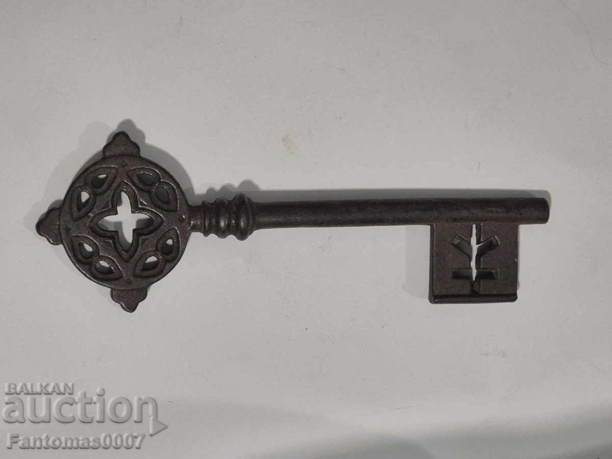 СТАР КЛЮЧ ОТ МАНАСТИР СТАР КЛЮЧ ОТ МАНАСТИР