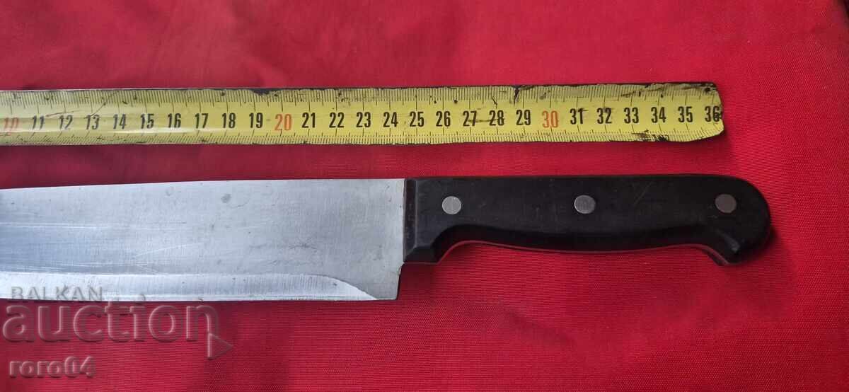 Auction  AS KITCHEN KNIFE